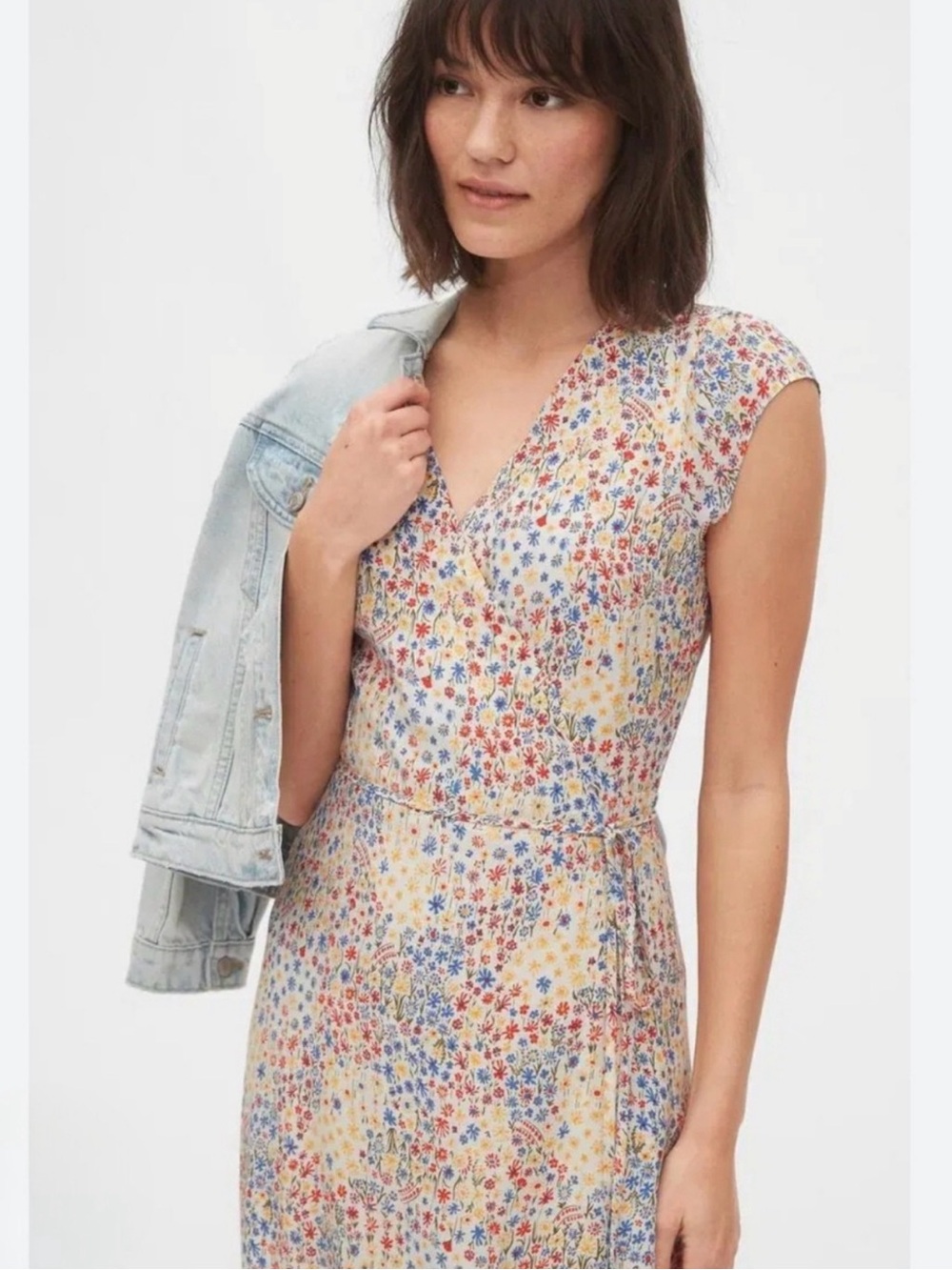 GAP Lined Floral Wrap Tie-Waist Dress in Multicolor Floral 4